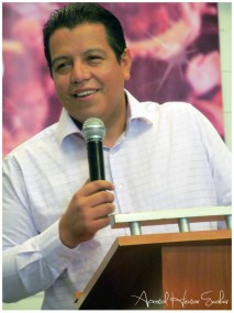 Apostol Hector Escobar